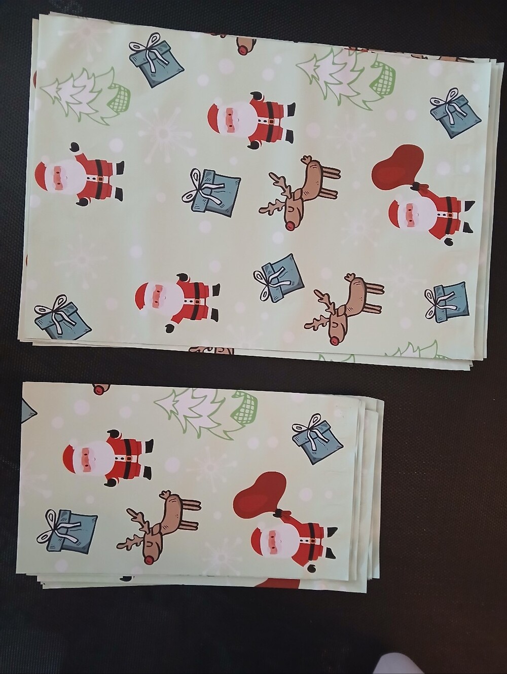 20 CHRISTMAS POLY MAILERS 6 X 9 & 10 X 13  SET OF 10 Each Santa, Raindeer, Trees